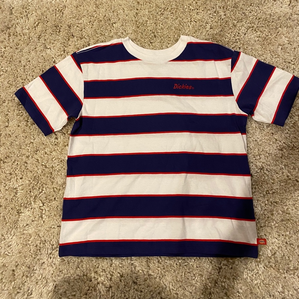 Women’s Dickies shirt